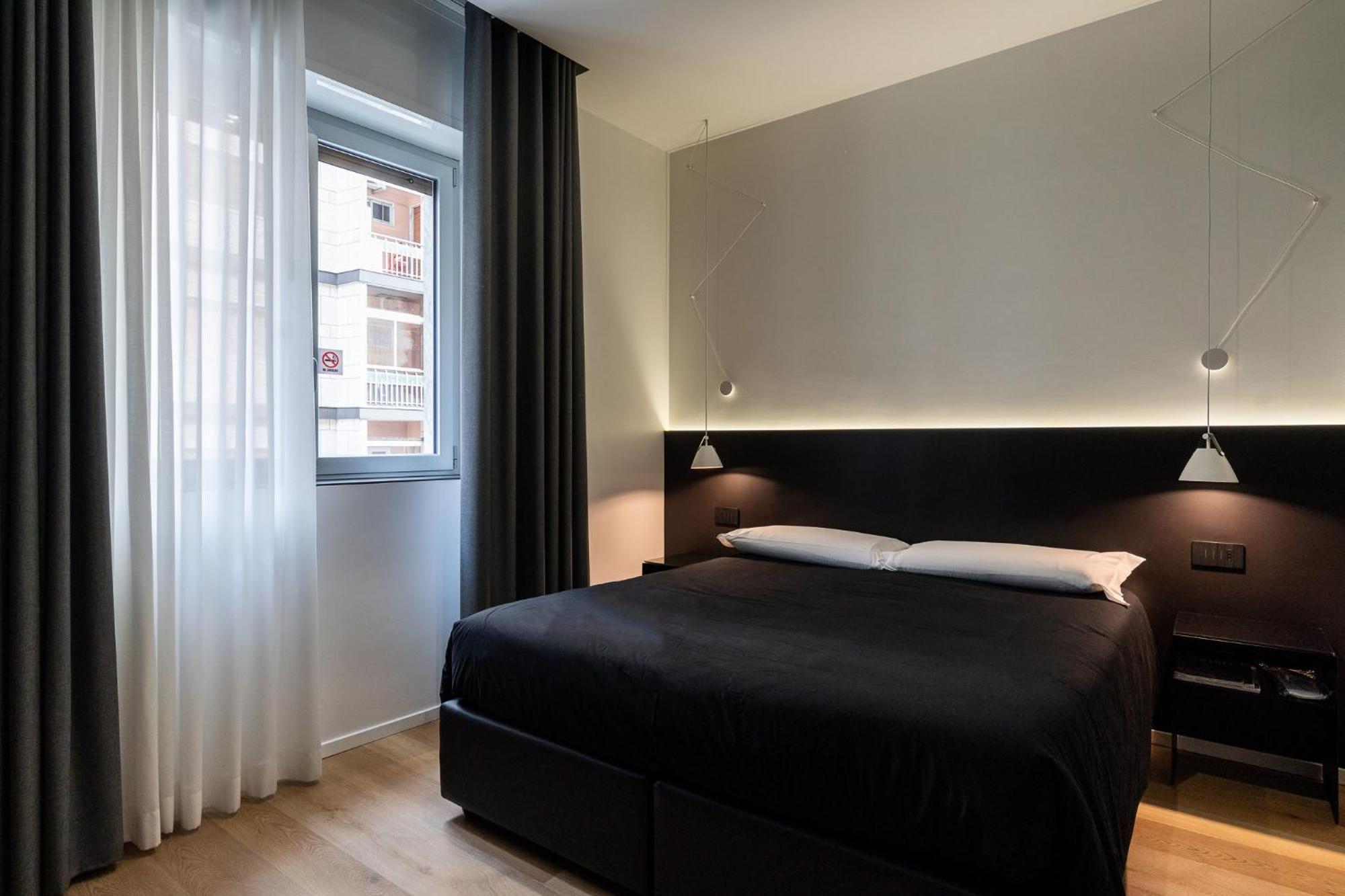 Contemporaneamente 147 - Modern & Comfort Rooms Bari Exterior photo